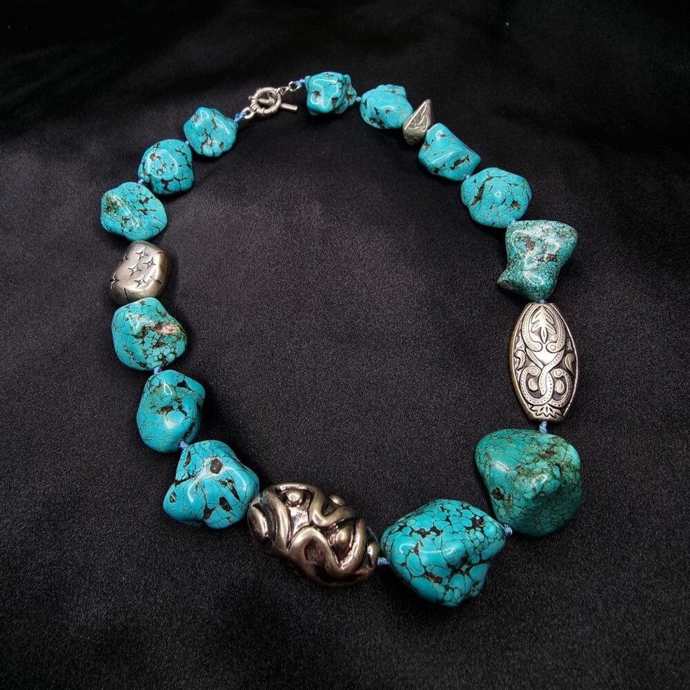 Chunky Turquoise & Silver Beaded Necklace With Toggle Clasp